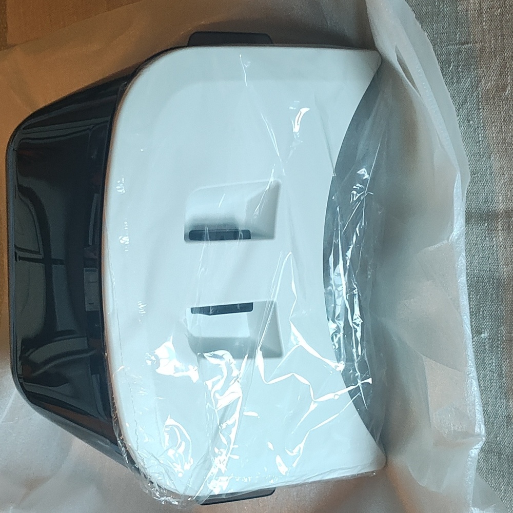 LITTER-HOPPER: LITTER ROBOT 4 FOR CATS - Picture 7 of 14